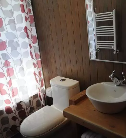 هتل Hostal Buena Tierra