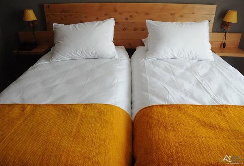 هتل Hostal Buena Tierra