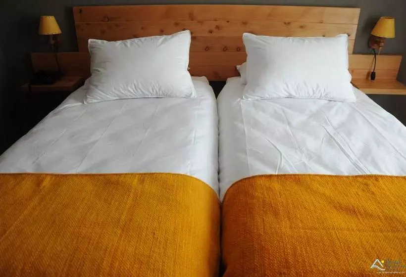 هتل Hostal Buena Tierra