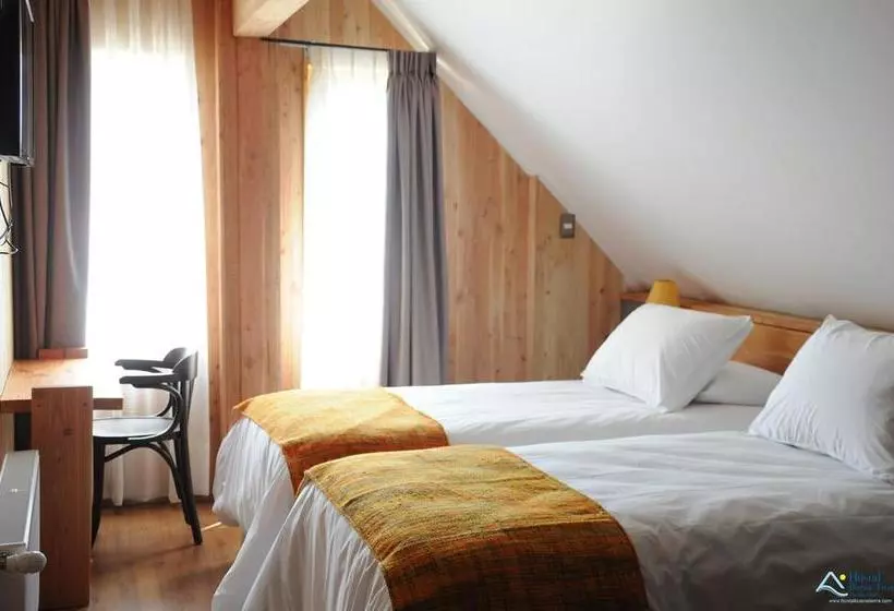 هتل Hostal Buena Tierra