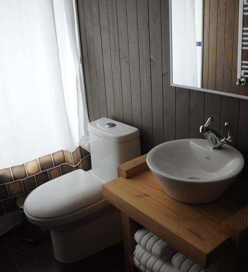 هتل Hostal Buena Tierra