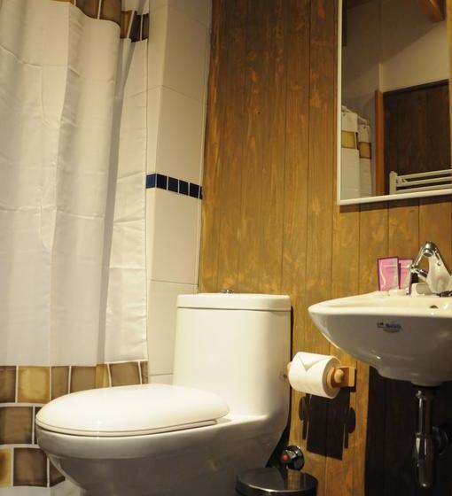 هتل Hostal Buena Tierra