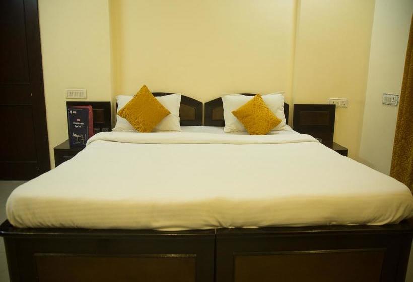 酒店 Oyo 10077 Indrapuri