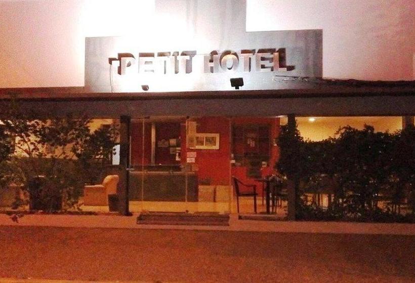 호텔 Petit