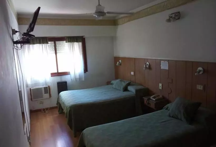Hotel Petit