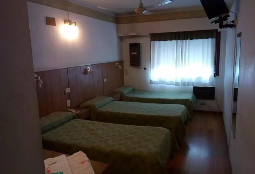 Hotel Petit