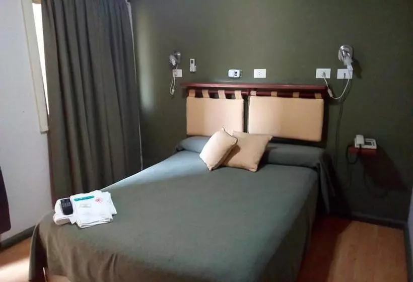 Hotel Petit