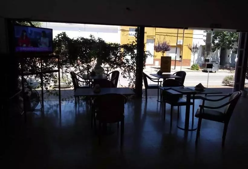 Hotel Petit
