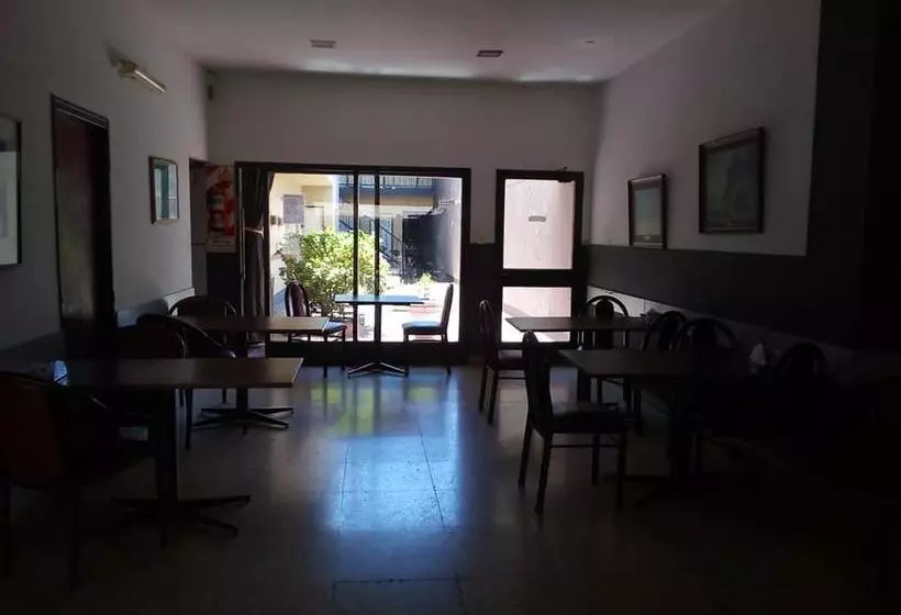 Hotel Petit