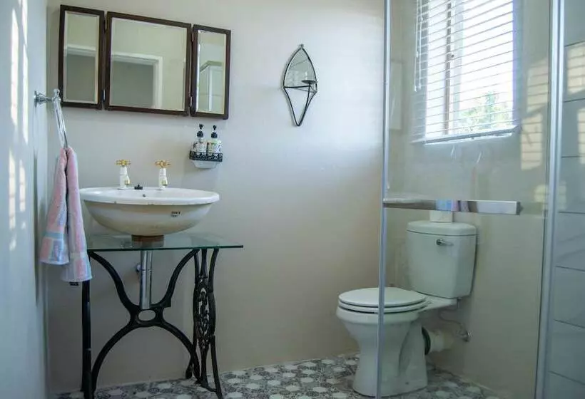 ホテル The Fat Mulberry Guest Farm