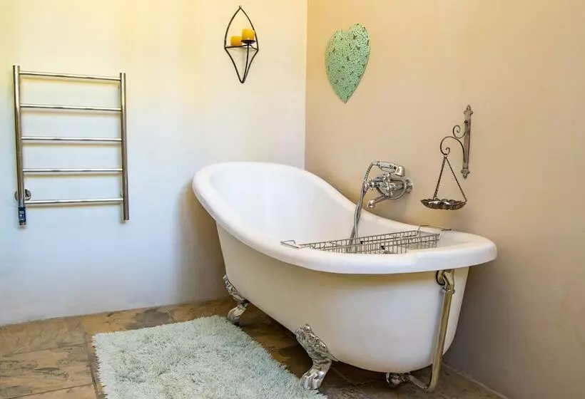 ホテル The Fat Mulberry Guest Farm