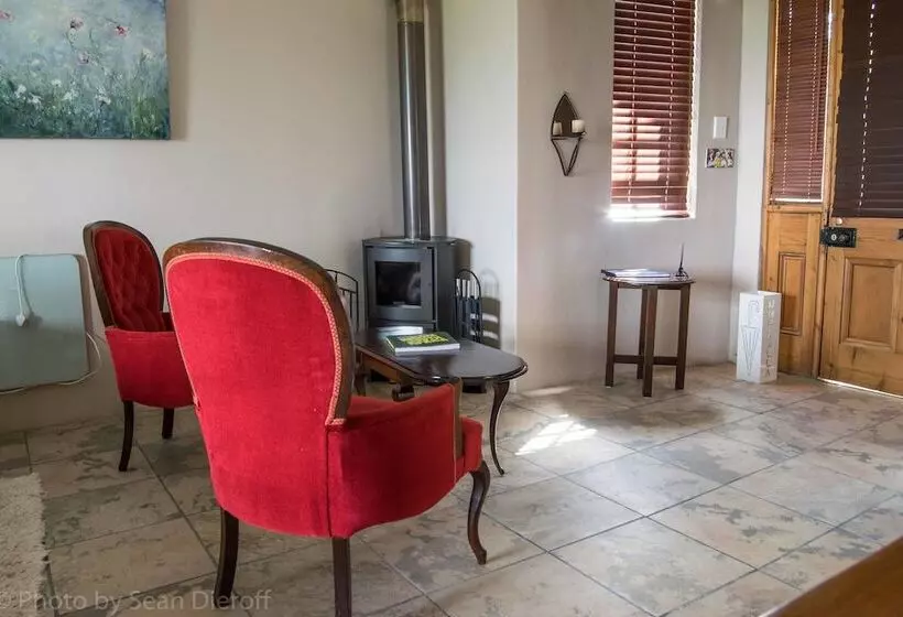 ホテル The Fat Mulberry Guest Farm