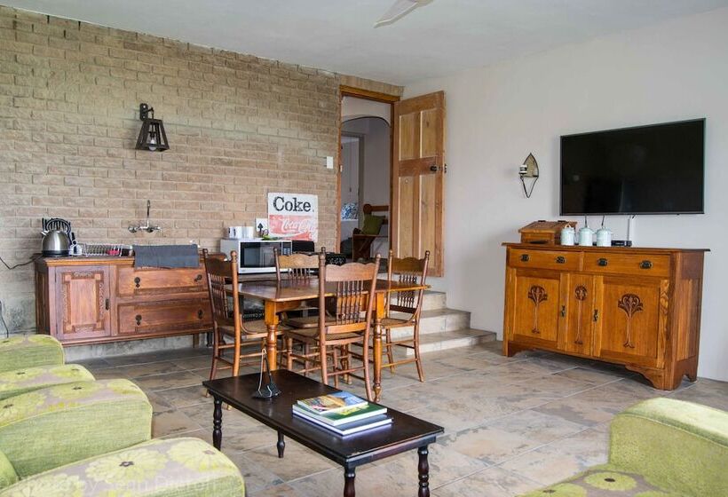 Hotel The Fat Mulberry Guest Farm