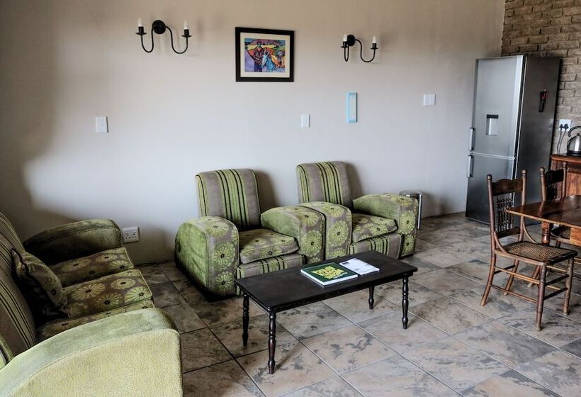 ホテル The Fat Mulberry Guest Farm