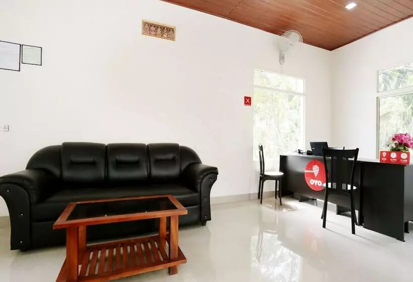 Oyo 10421 La Flora Resorts