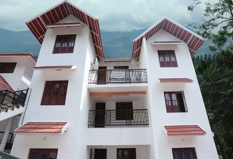 Oyo 10421 La Flora Resorts