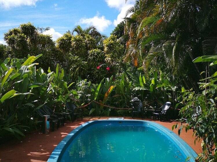 Garden Stone   Hostel