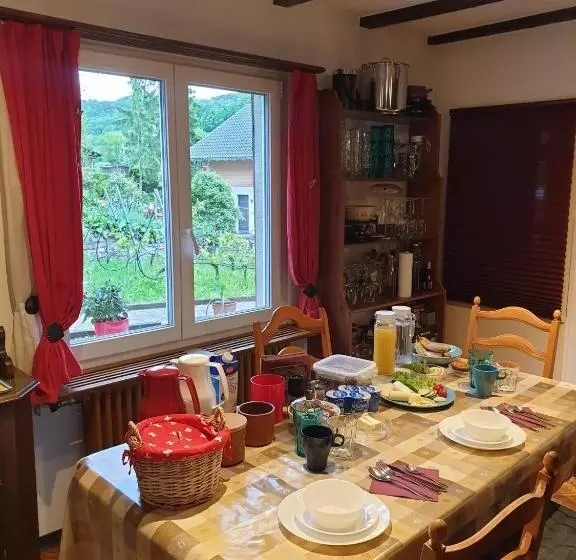 Aamiaismajoitus (B&B) Bed N Breakfast Obermumpf