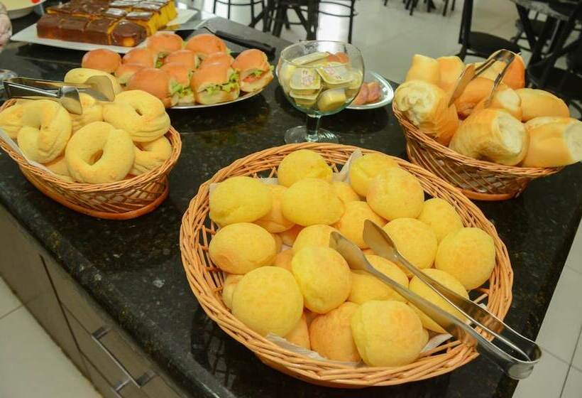 בית מלון כפרי Flamboyant