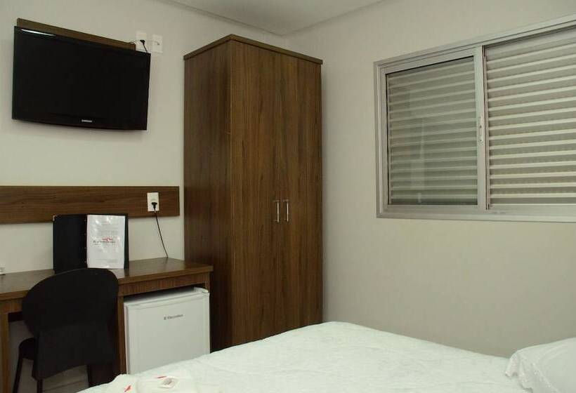 בית מלון כפרי Flamboyant