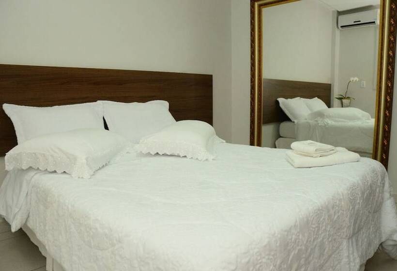 בית מלון כפרי Flamboyant