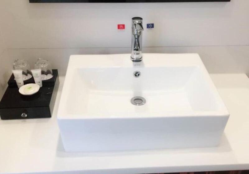 فندق Greentree Alliance Dali Xiaguan Area Jianshe Road Tai An Metro