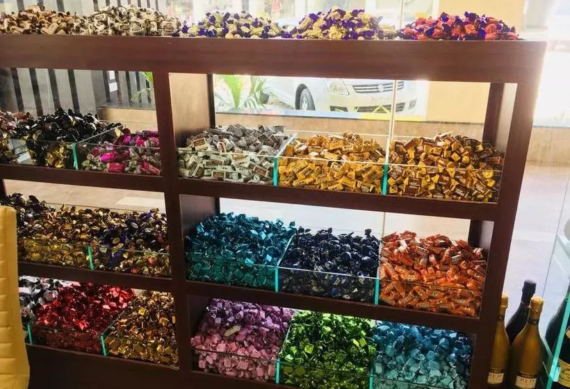 Hotelli The Palm Residency  Ariyanoor