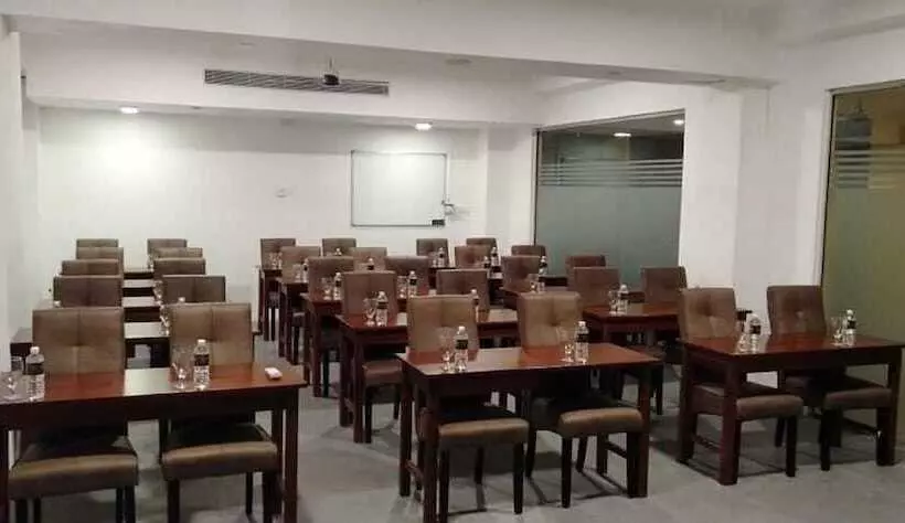 Morven Hotel Colombo