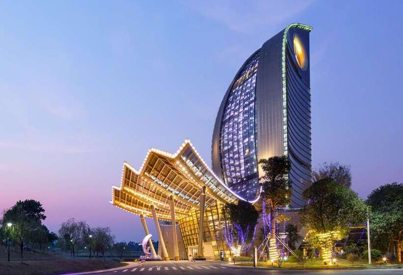 فندق Wyndham Grand Foshan Gaoming