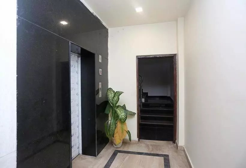Oyo 9565 Hotel New Shiv Murti