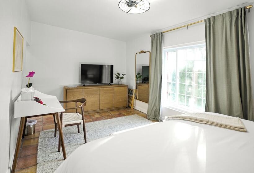 The Mary Anne Boutique Hotel Usvi