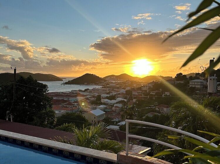 The Mary Anne Boutique Hotel Usvi