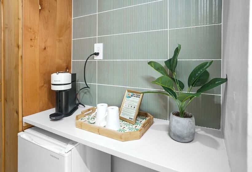 The Mary Anne Boutique Hotel Usvi