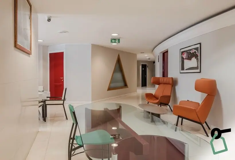 هتل Hotiday Room Collection   Trapani