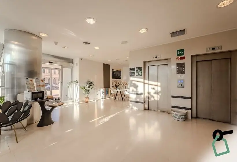 هتل Hotiday Room Collection   Trapani
