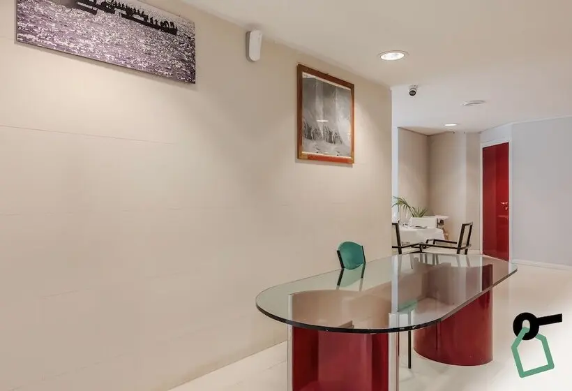 هتل Hotiday Room Collection   Trapani