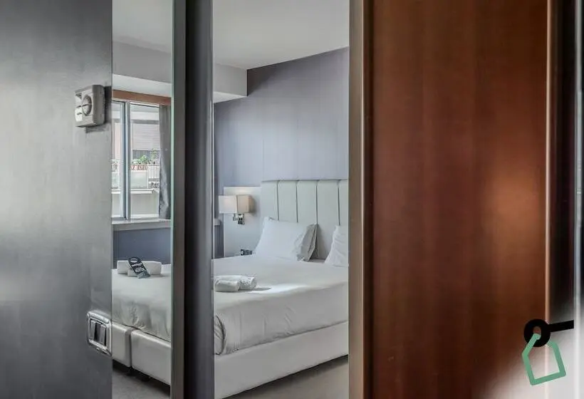 هتل Hotiday Room Collection   Trapani