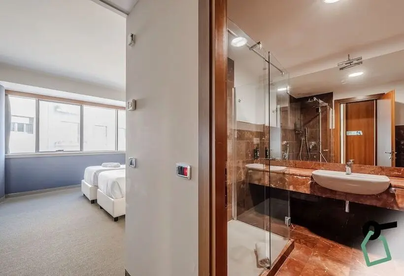 هتل Hotiday Room Collection   Trapani
