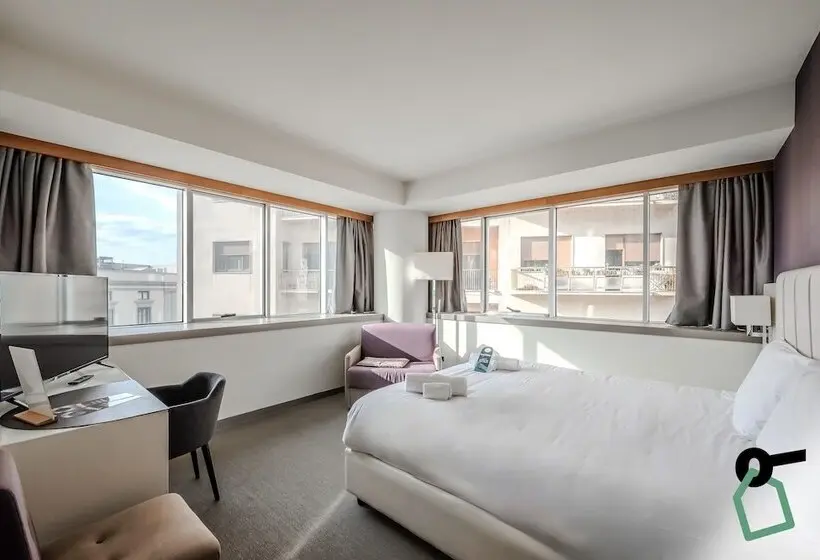هتل Hotiday Room Collection   Trapani