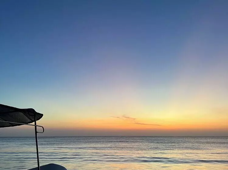 Hotelli Margosa Bay
