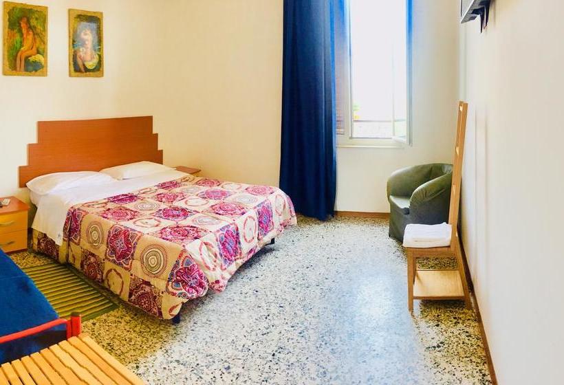 B&b Del Corso   Affittacamere Giulianova