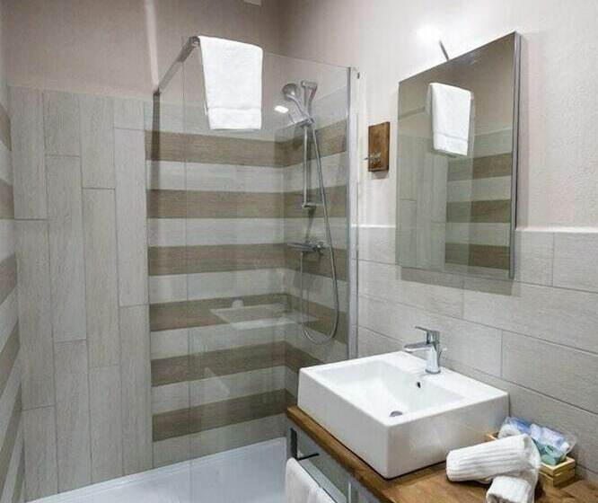 בית מלון כפרי Della Contrada