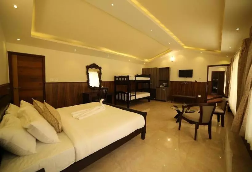 ホテル Lakshmi Holiday Inn