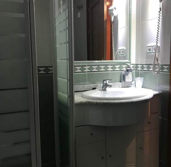 ホテル Los Leones, El Más Cercano A Warner