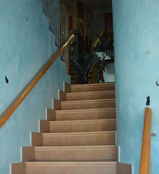 Hotelli Los Leones, El Más Cercano A Warner