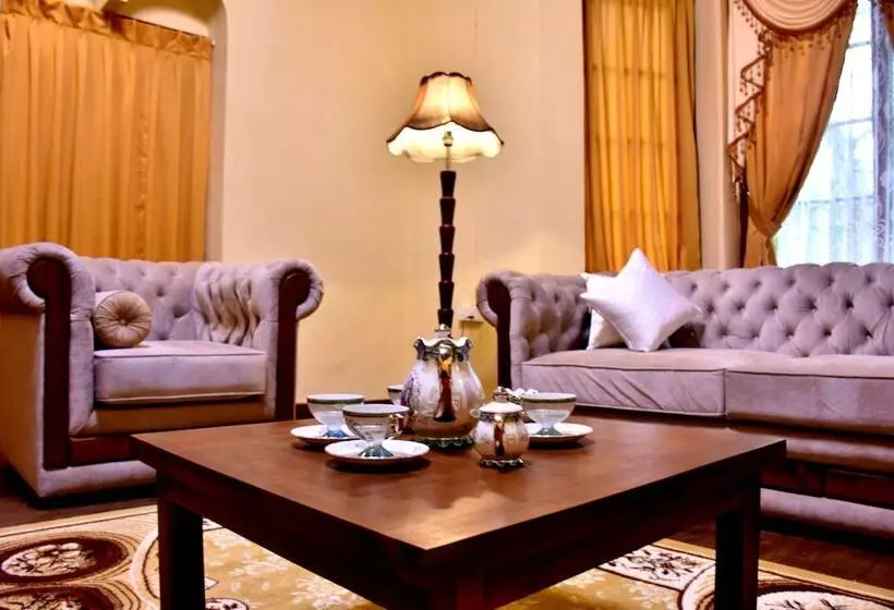 ホテル Royal Majesty Bungalow