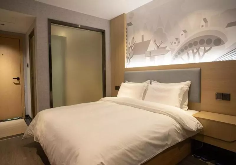 Thank Inn Chain Hotel Hunan Huaihua Hecheng District South High Speed Rail Station