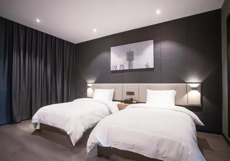 Thank Inn Chain Hotel Hunan Huaihua Hecheng District South High Speed Rail Station