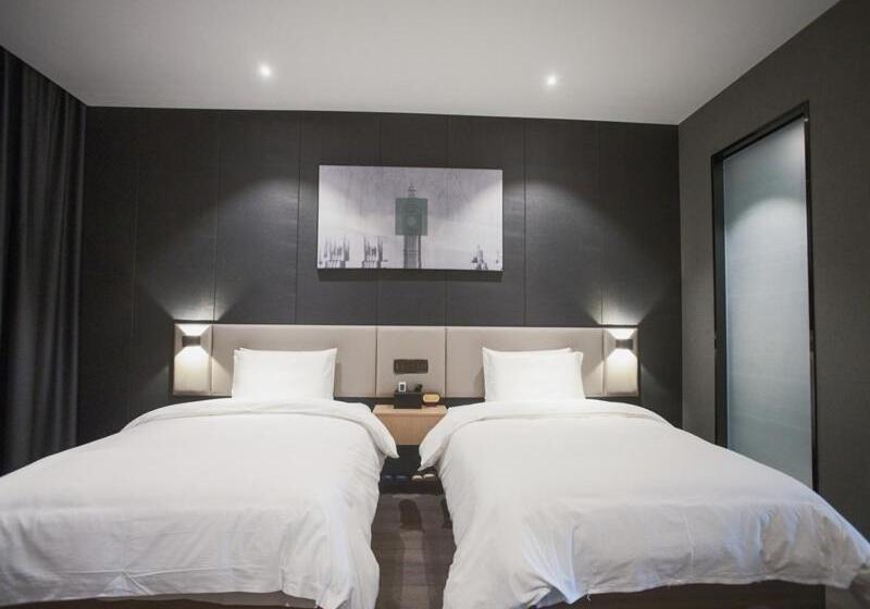 Thank Inn Chain Hotel Hunan Huaihua Hecheng District South High Speed Rail Station