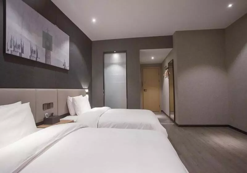 Thank Inn Chain Hotel Hunan Huaihua Hecheng District South High Speed Rail Station